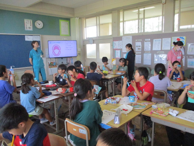 3，4年生口腔衛生指導